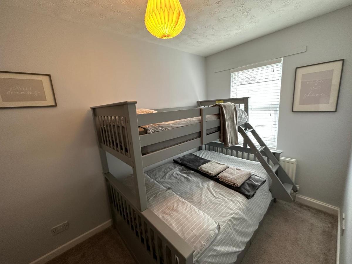 Cosy, 2 Bedroom Cottage In Guisborough Town Centre Kültér fotó