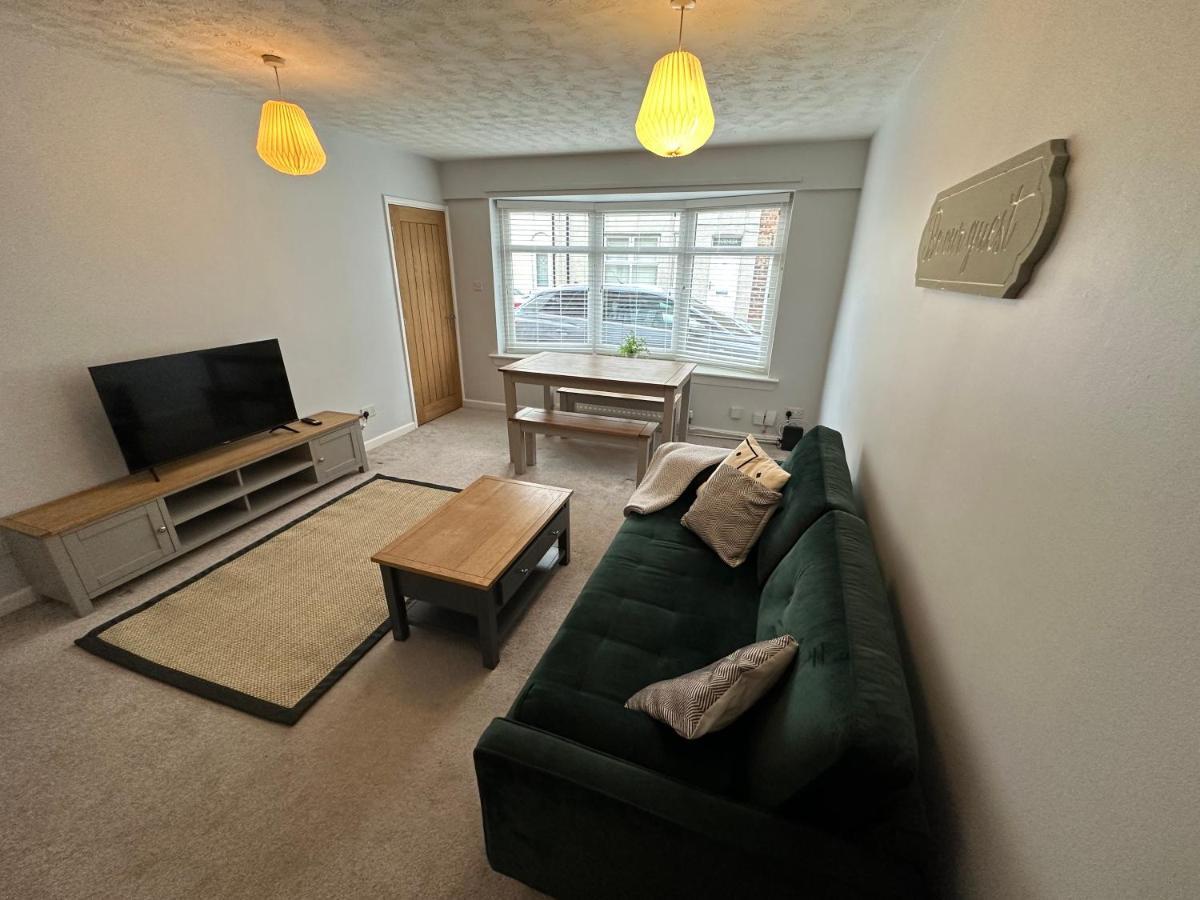 Cosy, 2 Bedroom Cottage In Guisborough Town Centre Kültér fotó